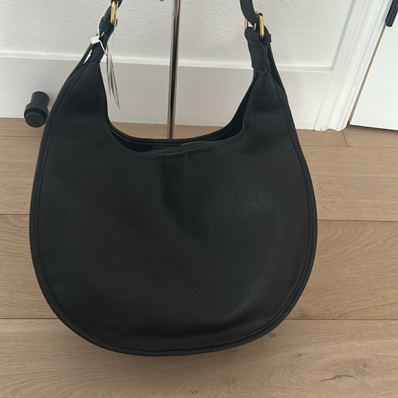 Black Leather Shoulder Bag - Picture 7 of 7